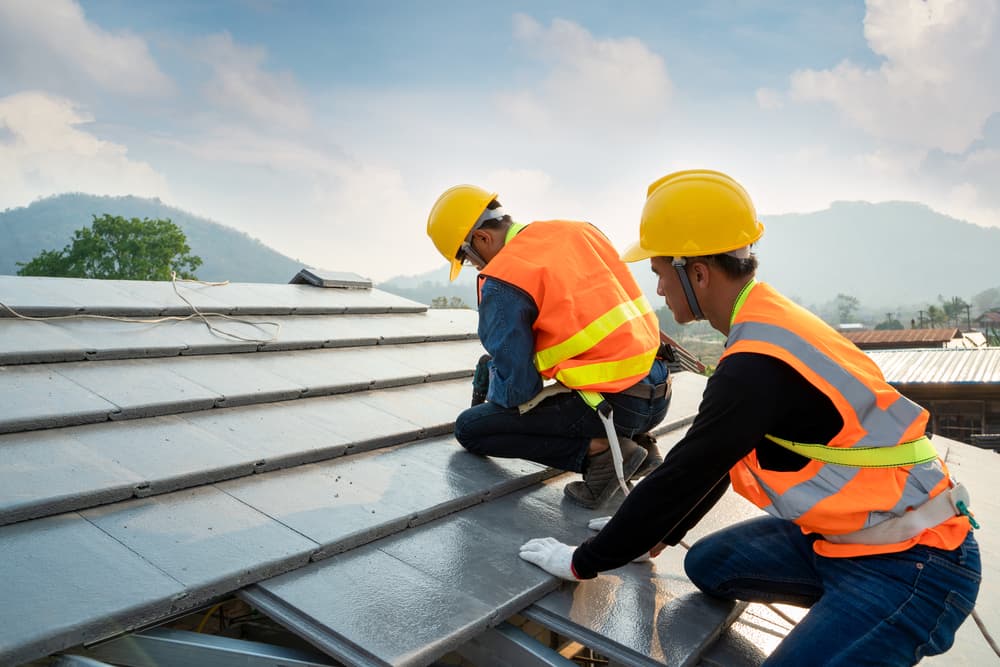 roof repair in Phoenix OR